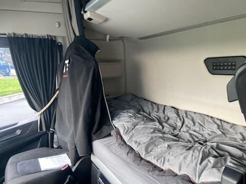 Iveco S-WAY AS 440 S - Nyergesvontató: 5 kép. Iveco S-WAY AS 440 S - Nyergesvontató: 5 kép.