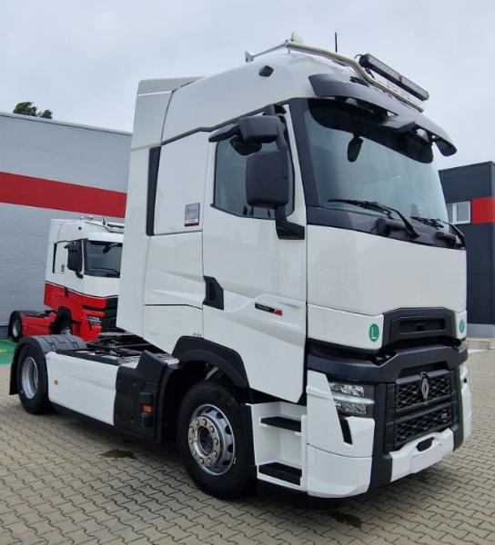 Renault Gamme T High 480 T4X2 E6 - Nyergesvontató: 3 kép. Renault Gamme T High 480 T4X2 E6 - Nyergesvontató: 3 kép.