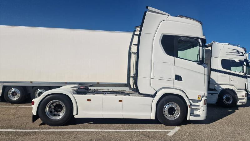 Scania S 500 - Nyergesvontató: 2 kép. Scania S 500 - Nyergesvontató: 2 kép.