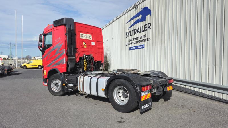 Volvo FH 460 - Nyergesvontató: 5 kép. Volvo FH 460 - Nyergesvontató: 5 kép.