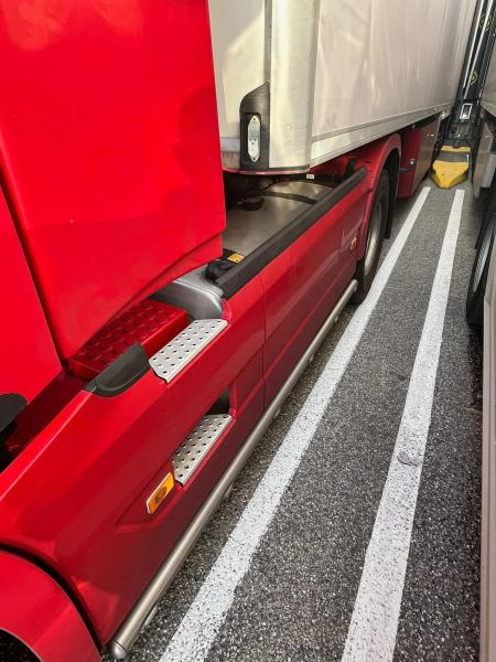 Nyergesvontató Volvo FH 460: 6 kép.