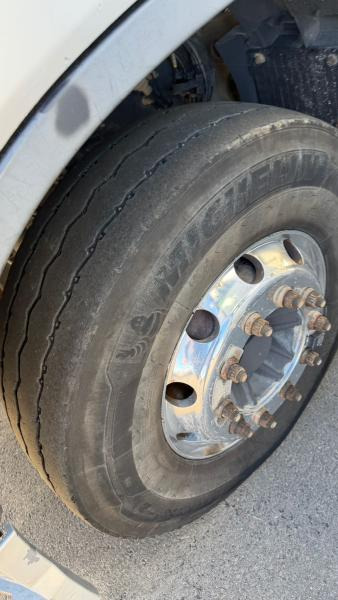 Volvo FH 500 - Nyergesvontató: 5 kép. Volvo FH 500 - Nyergesvontató: 5 kép.