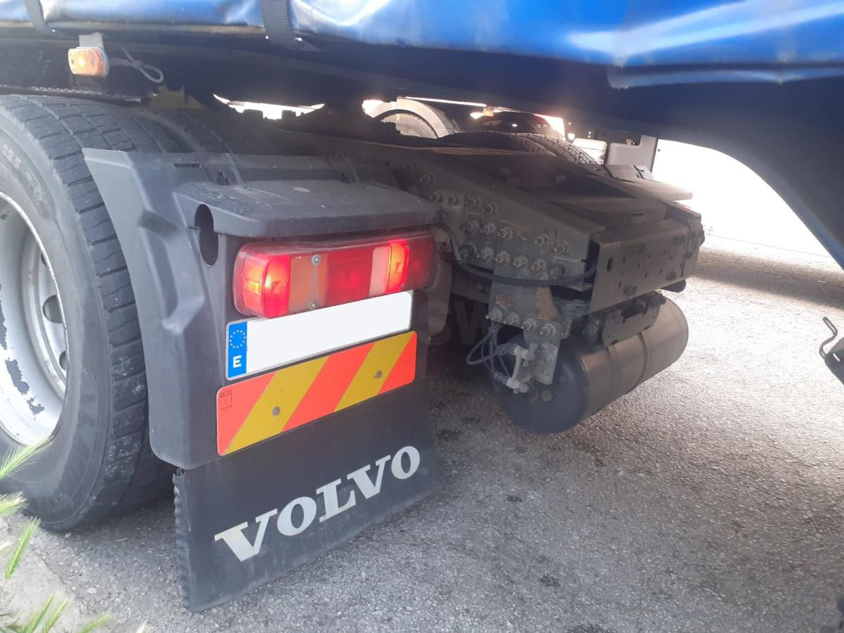 Volvo FH 500 - Nyergesvontató: 5 kép. Volvo FH 500 - Nyergesvontató: 5 kép.