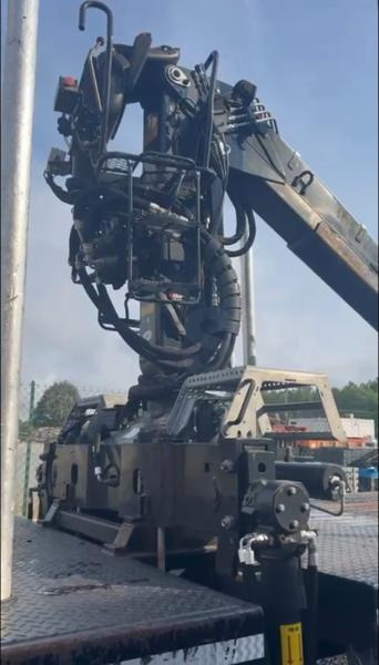 Pacton Plateau Forestier - Rönkszállító félpótkocsi: 5 kép. Pacton Plateau Forestier - Rönkszállító félpótkocsi: 5 kép.