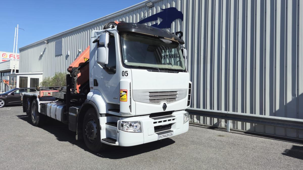 Renault Premium avec grue PALFINGER PK 18000 - Horgos rakodó teherautó, Darus autó: 4 kép. Renault Premium avec grue PALFINGER PK 18000 - Horgos rakodó teherautó, Darus autó: 4 kép.
