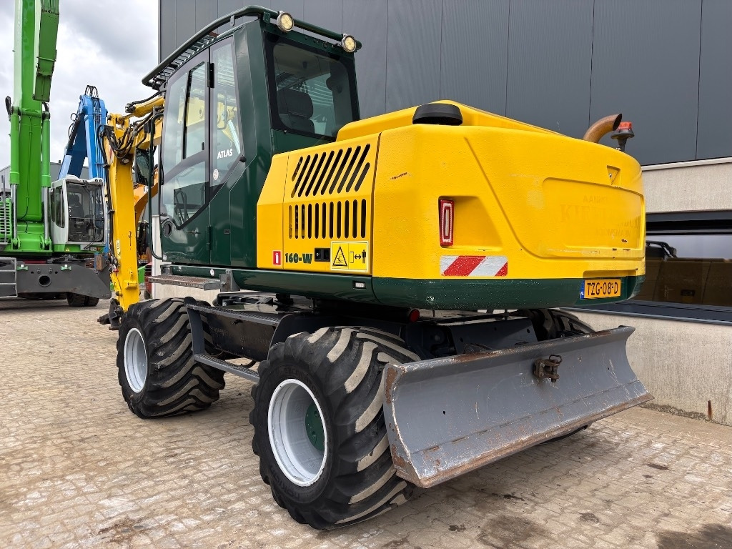 Atlas 160 W - 140 W - Gumikerekes kotró: 3 kép. Atlas 160 W - 140 W - Gumikerekes kotró: 3 kép.