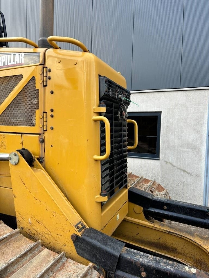Buldózer CAT D 6 N LGP -- Foldable 6 way blade: 32 kép.
