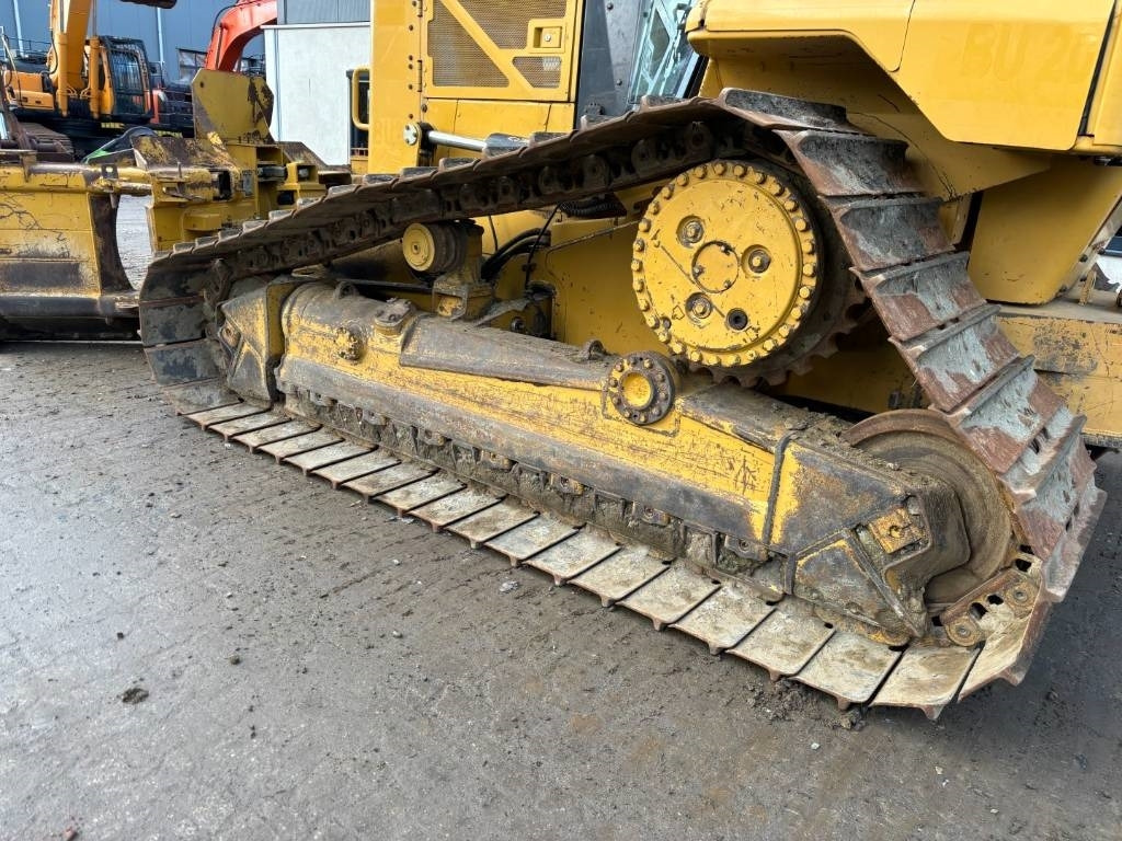 Buldózer CAT D 6 N LGP -- Foldable 6 way blade: 27 kép.