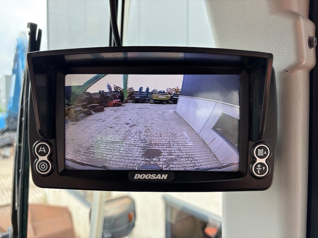 Gumikerekes homlokrakodó Doosan DL 450-5 - DL 420 -: 15 kép.