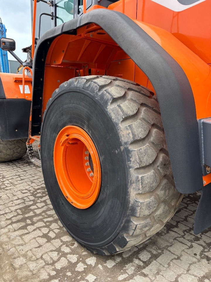 Gumikerekes homlokrakodó Doosan DL 450-5 - DL 420 -: 31 kép.