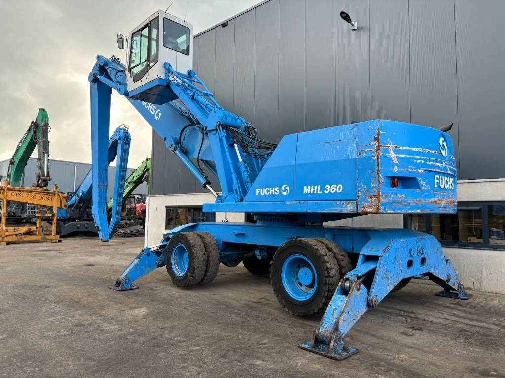 Fuchs MHL360 -- MHL 360 -- good order - Hulladék kotró: 2 kép. Fuchs MHL360 -- MHL 360 -- good order - Hulladék kotró: 2 kép.