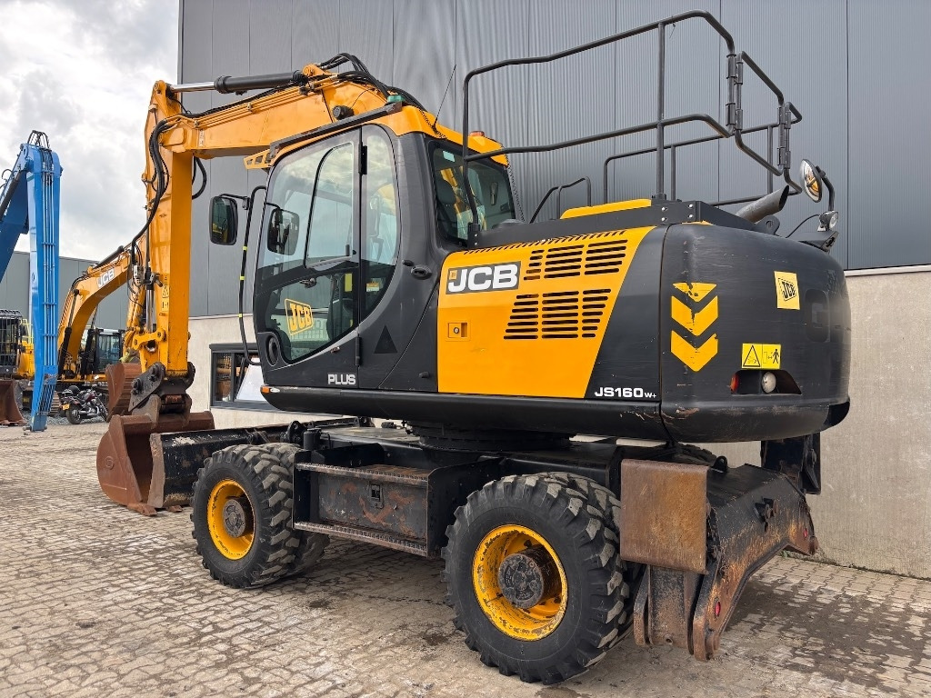 JCB JS 160 W - JS 175 W - JS 145 W - Gumikerekes kotró: 4 kép. JCB JS 160 W - JS 175 W - JS 145 W - Gumikerekes kotró: 4 kép.