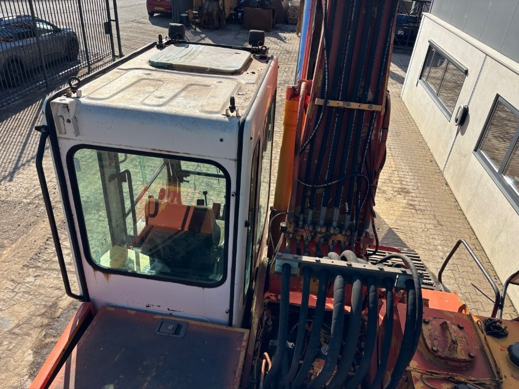 Lánctalpas kotró Liebherr R 922 HD S L with LaBounty Shear: 30 kép.