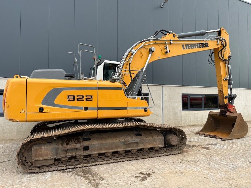 Liebherr R 922 LC - R922LC - R 922 - Lánctalpas kotró: 5 kép. Liebherr R 922 LC - R922LC - R 922 - Lánctalpas kotró: 5 kép.