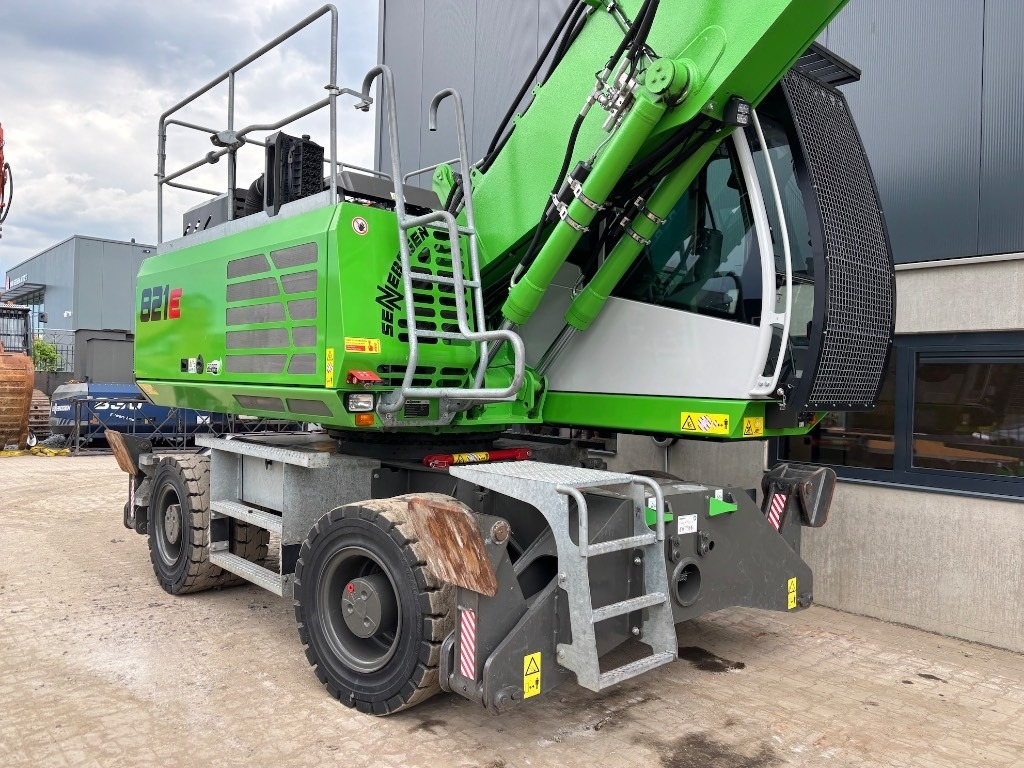 Hulladék kotró Sennebogen 821 E - 821M - 821E: 16 kép.