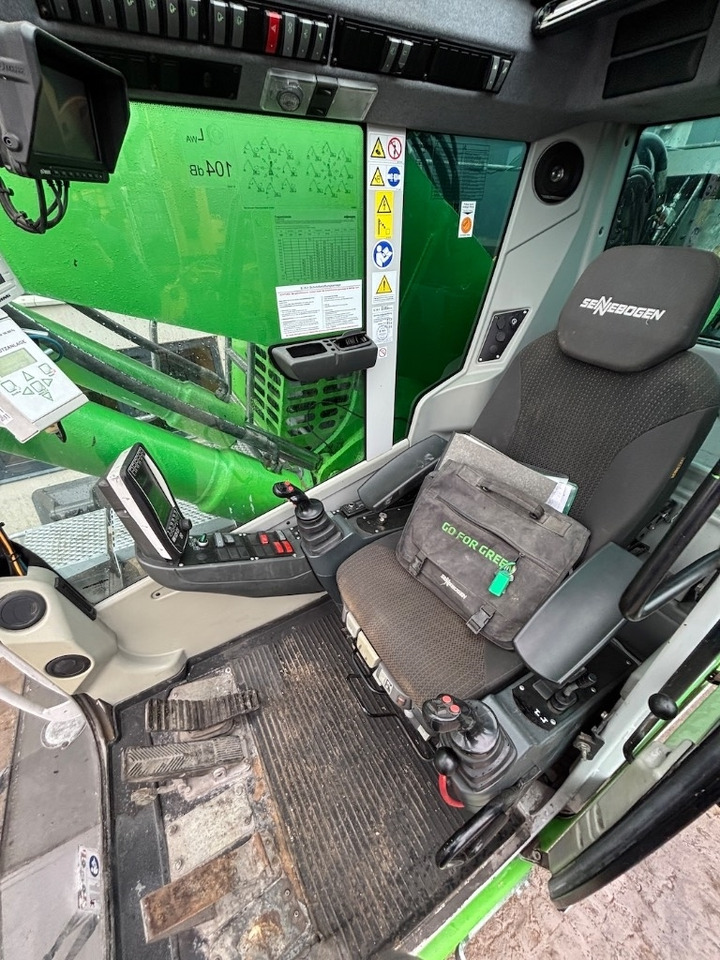 Hulladék kotró Sennebogen 835 M - 835 E - 835E - 835M: 19 kép. Hulladék kotró Sennebogen 835 M - 835 E - 835E - 835M: 19 kép.