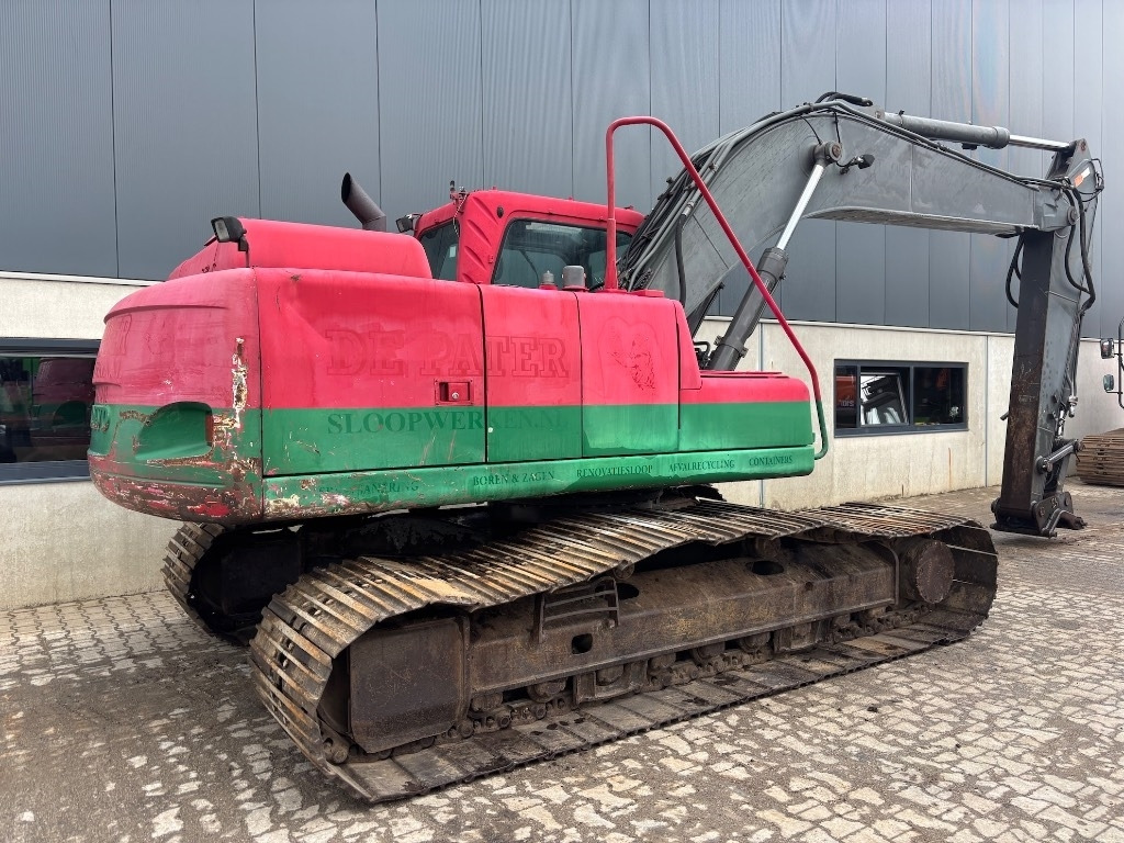 Volvo EC 210 B LC - Lánctalpas kotró: 5 kép. Volvo EC 210 B LC - Lánctalpas kotró: 5 kép.