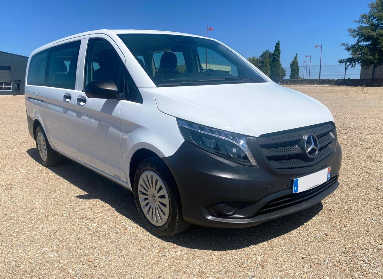MERCEDES-BENZ Vito Tourer 114 CDI 136 Long Pro 9G-Tronic 8 Places - Kisbusz: 1 kép. MERCEDES-BENZ Vito Tourer 114 CDI 136 Long Pro 9G-Tronic 8 Places - Kisbusz: 1 kép.