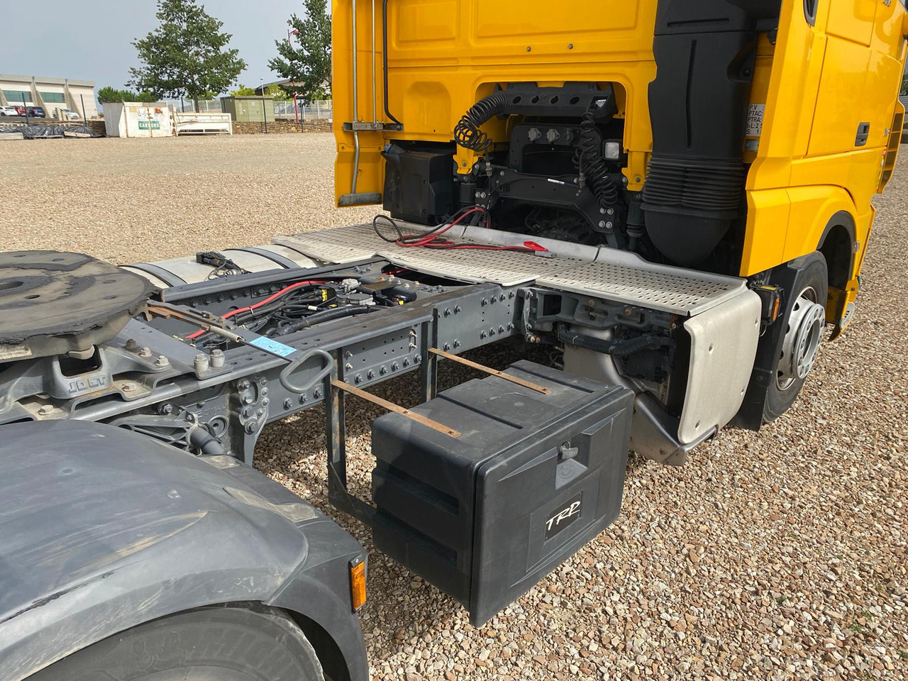 DAF 480 Space Cab - Nyergesvontató: 5 kép. DAF 480 Space Cab - Nyergesvontató: 5 kép.