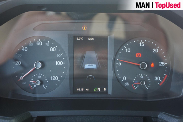 MAN TGL 12.250 4x2 BL CH - Platós teherautó: 3 kép. MAN TGL 12.250 4x2 BL CH - Platós teherautó: 3 kép.