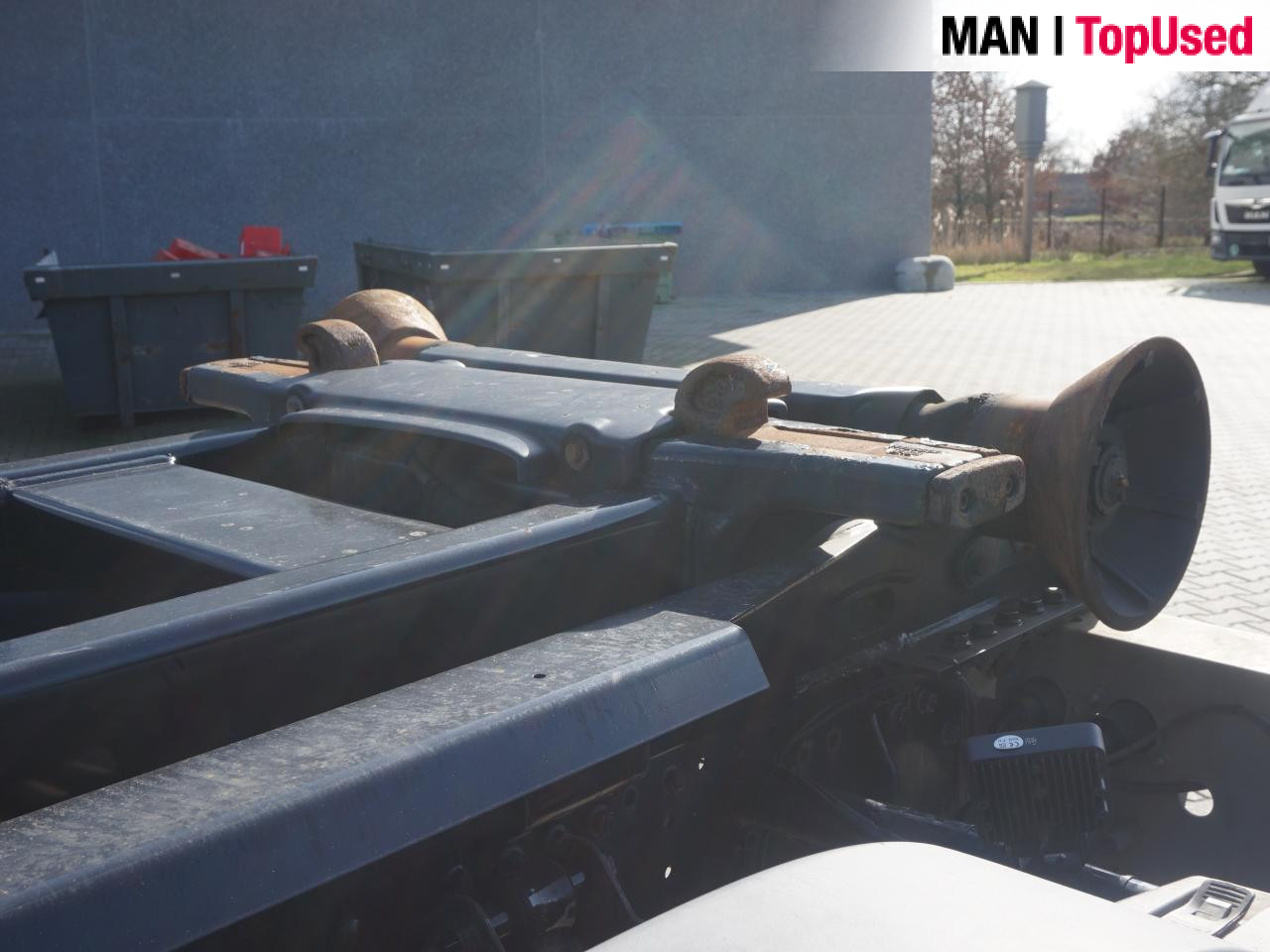 MAN TGS 26.460 6X2-4 BL Abroll Kipper - Billenőplatós teherautó: 3 kép. MAN TGS 26.460 6X2-4 BL Abroll Kipper - Billenőplatós teherautó: 3 kép.