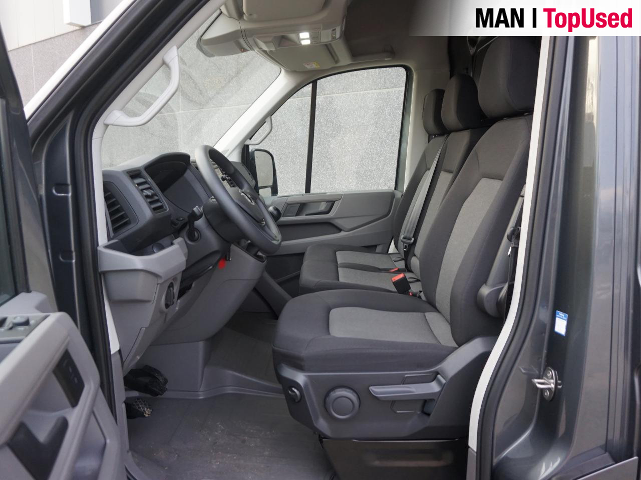 Furgon VOLKSWAGEN Crafter 35 2.0 TDI Indium Grey 177PK L3H3: 14 kép.