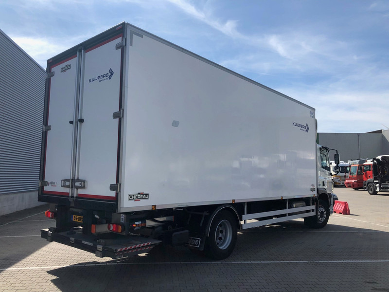 DAF CF 260 FA / Carrier Koeler / Chereau Frigo Box / Laadklep / APK TUV 09-25 - Hűtős teherautó: 2 kép. DAF CF 260 FA / Carrier Koeler / Chereau Frigo Box / Laadklep / APK TUV 09-25 - Hűtős teherautó: 2 kép.