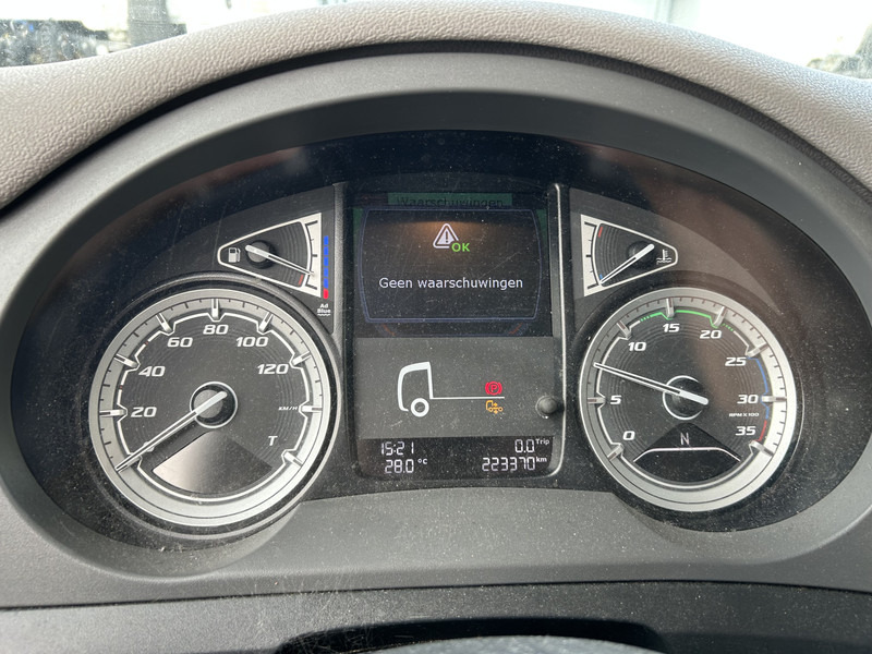 DAF CF 260 FA / Carrier Koeler / Chereau Frigo Box / Laadklep / APK TUV 09-26 - Hűtős teherautó: 4 kép. DAF CF 260 FA / Carrier Koeler / Chereau Frigo Box / Laadklep / APK TUV 09-26 - Hűtős teherautó: 4 kép.