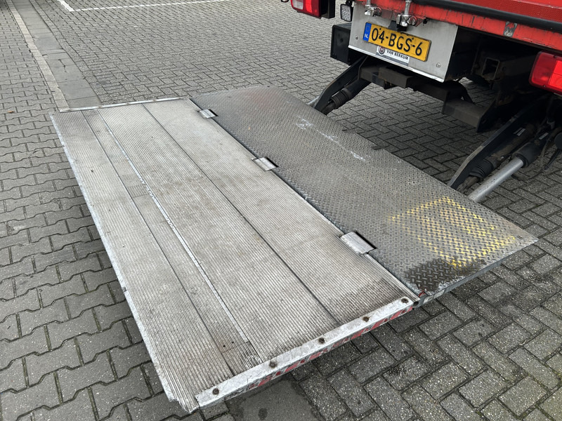 Ponyvás teherautó DAF CF 370 FA + Pacton MXD 218 / Curtainside Combi / Loadlift / APK TUV 05-26: 12 kép. Ponyvás teherautó DAF CF 370 FA + Pacton MXD 218 / Curtainside Combi / Loadlift / APK TUV 05-26: 12 kép.