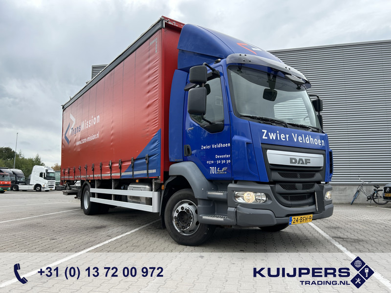 DAF LF 210 FA / 12 Ton / 454 dkm / Pritsch-Plane / LBW / APK TUV 11-25 - Ponyvás teherautó: 1 kép. DAF LF 210 FA / 12 Ton / 454 dkm / Pritsch-Plane / LBW / APK TUV 11-25 - Ponyvás teherautó: 1 kép.
