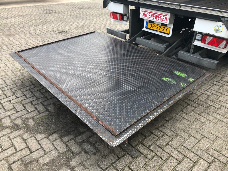 Groenewegen DRO-12-10 B City / 1 as BPW / Box / Laadklep 2000 kg - Félpótkocsi dobozos: 5 kép. Groenewegen DRO-12-10 B City / 1 as BPW / Box / Laadklep 2000 kg - Félpótkocsi dobozos: 5 kép.