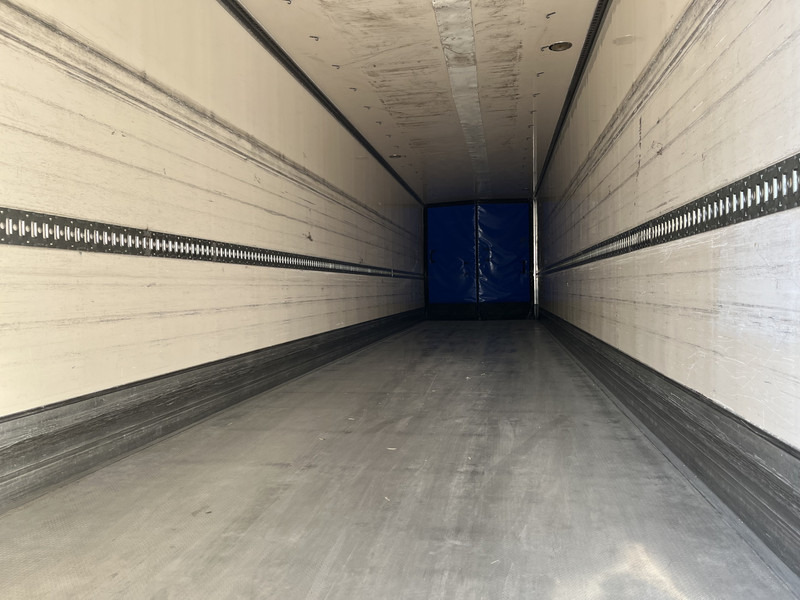 Krone Cool Liner / Carrier Vector 1850 mt / Frigo Box / Loadlift / NL Trailer - Félpótkocsi hűtős: 3 kép. Krone Cool Liner / Carrier Vector 1850 mt / Frigo Box / Loadlift / NL Trailer - Félpótkocsi hűtős: 3 kép.