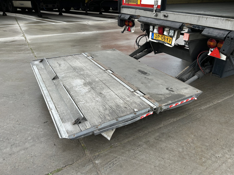 Krone Cool Liner / City / Thermo King Koeler / Laadklep 2500 kg / APK 01-27 - Félpótkocsi hűtős: 5 kép. Krone Cool Liner / City / Thermo King Koeler / Laadklep 2500 kg / APK 01-27 - Félpótkocsi hűtős: 5 kép.