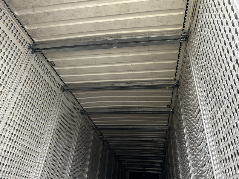 Krone Dry Liner / Mega / Box - Double Stock - Confectie / BPW Drum / NL Trailer - Félpótkocsi dobozos: 4 kép. Krone Dry Liner / Mega / Box - Double Stock - Confectie / BPW Drum / NL Trailer - Félpótkocsi dobozos: 4 kép.