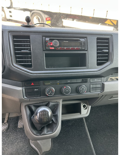 MAN TGE 3.180 2.0 Euro 6 / Box / 412 dkm / Loadlift / Cruise / NL Van - Dobozos kisteherautó: 5 kép. MAN TGE 3.180 2.0 Euro 6 / Box / 412 dkm / Loadlift / Cruise / NL Van - Dobozos kisteherautó: 5 kép.