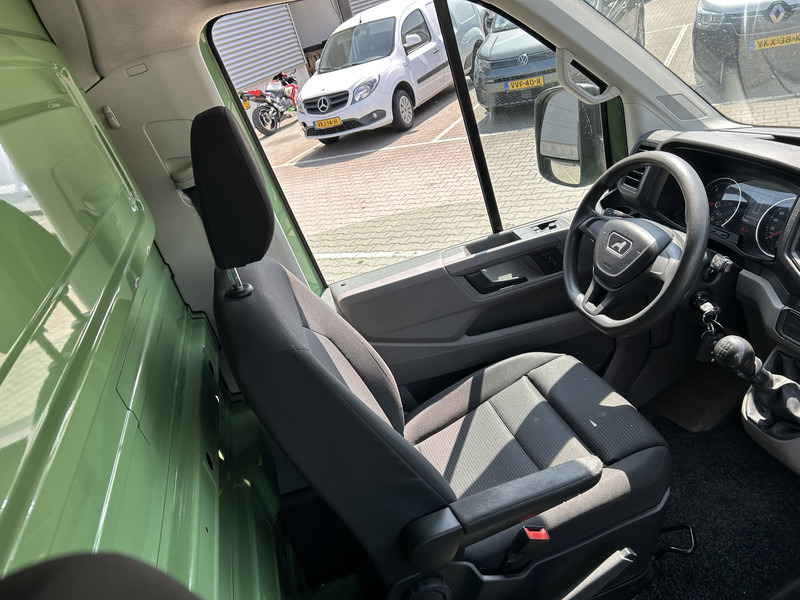 MAN TGE 3.180 2.0 Euro 6 / Box / 420 dkm / Loadlift / Cruise / NL Van - Dobozos kisteherautó: 3 kép. MAN TGE 3.180 2.0 Euro 6 / Box / 420 dkm / Loadlift / Cruise / NL Van - Dobozos kisteherautó: 3 kép.