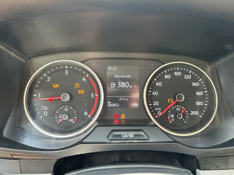 MAN TGE 3.180 2.0 Euro 6 / Box / 420 dkm / Loadlift / Cruise / NL Van - Dobozos kisteherautó: 4 kép. MAN TGE 3.180 2.0 Euro 6 / Box / 420 dkm / Loadlift / Cruise / NL Van - Dobozos kisteherautó: 4 kép.