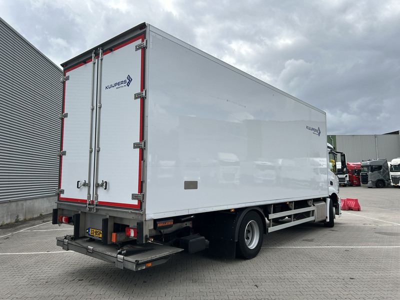 Mercedes-Benz Actros 2124 / Carrier Supra 850 -30 gr / Koeler / Laadklep / APK 03-26 - Hűtős teherautó: 2 kép. Mercedes-Benz Actros 2124 / Carrier Supra 850 -30 gr / Koeler / Laadklep / APK 03-26 - Hűtős teherautó: 2 kép.