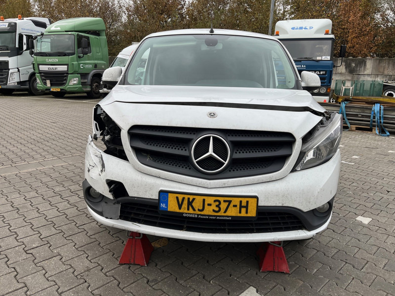 Mercedes-Benz Citan 109 CDI / Extra Lang / UNFALL / DAMAGE - Kis furgon: 2 kép. Mercedes-Benz Citan 109 CDI / Extra Lang / UNFALL / DAMAGE - Kis furgon: 2 kép.