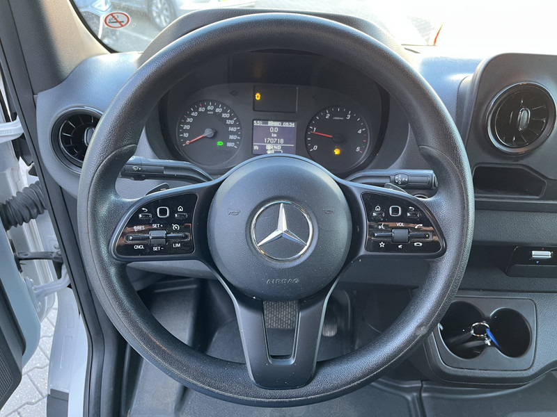 Mercedes-Benz Sprinter 311 2.2 CDI Euro 6D / 170 dkm / L3 H2 / APK TUV 03-26 - Kis furgon: 4 kép. Mercedes-Benz Sprinter 311 2.2 CDI Euro 6D / 170 dkm / L3 H2 / APK TUV 03-26 - Kis furgon: 4 kép.