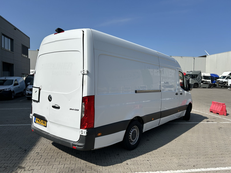 Mercedes-Benz Sprinter 314 2.2 CDI / L4 H2 / Loadlift 650 kg / Navi / APK TUV 01-26 - Furgon: 2 kép. Mercedes-Benz Sprinter 314 2.2 CDI / L4 H2 / Loadlift 650 kg / Navi / APK TUV 01-26 - Furgon: 2 kép.
