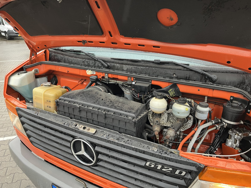 Mercedes-Benz Vario 612 D / Car - Machine Transporter 570 cm / Winch / Ramps / NL Truck - Autószállító teherautó: 3 kép. Mercedes-Benz Vario 612 D / Car - Machine Transporter 570 cm / Winch / Ramps / NL Truck - Autószállító teherautó: 3 kép.