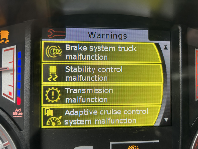 DAF XF 440 FT SC / Smart Tacho V2 / 2 Tanks / Stand Klima - Nyergesvontató: 5 kép. DAF XF 440 FT SC / Smart Tacho V2 / 2 Tanks / Stand Klima - Nyergesvontató: 5 kép.