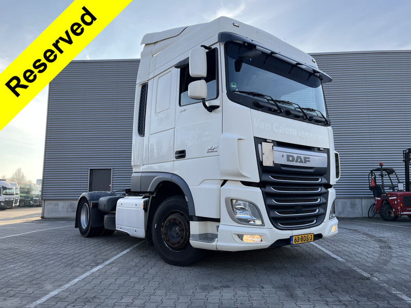 DAF XF 440 FT Space Cab / 936 dkm / NL Truck - Nyergesvontató: 1 kép. DAF XF 440 FT Space Cab / 936 dkm / NL Truck - Nyergesvontató: 1 kép.