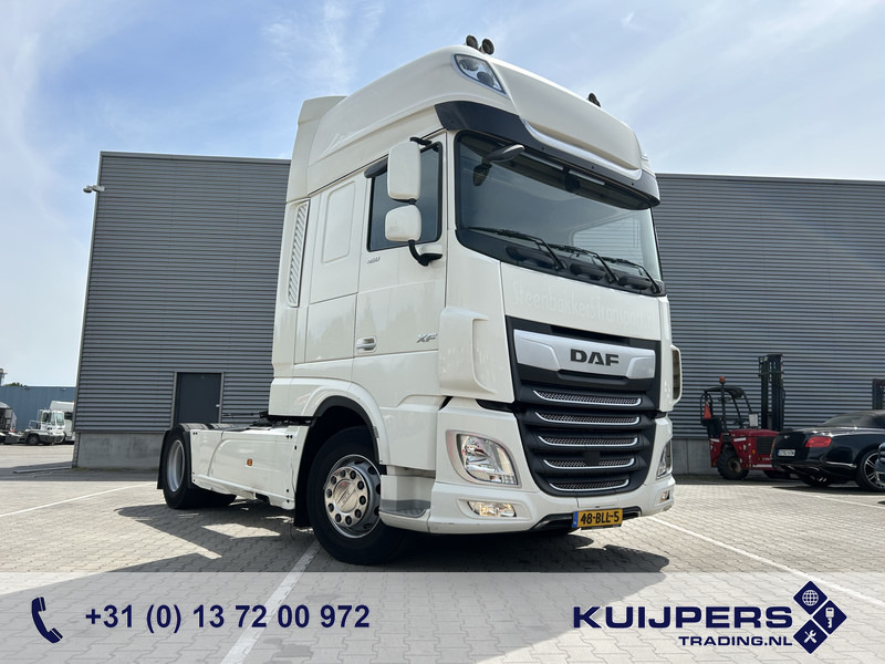 DAF XF 450 FT Super Space Cab / 682 dkm / MX Brake / NL Truck - Nyergesvontató: 1 kép. DAF XF 450 FT Super Space Cab / 682 dkm / MX Brake / NL Truck - Nyergesvontató: 1 kép.