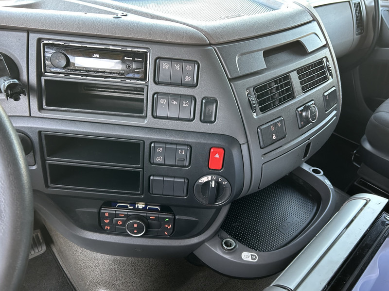 DAF XF 480 FT SSC / 562 dkm / 2 Tanks / APK TUV 10-26 - Nyergesvontató: 5 kép. DAF XF 480 FT SSC / 562 dkm / 2 Tanks / APK TUV 10-26 - Nyergesvontató: 5 kép.