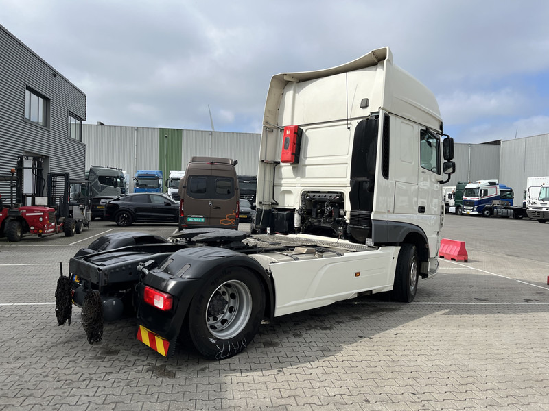 DAF XF 480 FT SSC / 844 dkm / New Tacho / 2 Tanks / Stand Airco / APK TUV 11-25 - Nyergesvontató: 2 kép. DAF XF 480 FT SSC / 844 dkm / New Tacho / 2 Tanks / Stand Airco / APK TUV 11-25 - Nyergesvontató: 2 kép.