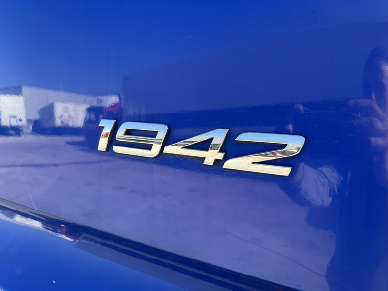 Nyergesvontató Mercedes-Benz Actros 1842 Streamspace / 933 dkm / 2 Tanks / NL Truck: 18 kép.