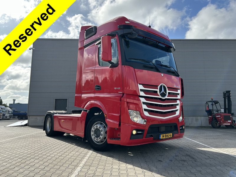 Mercedes-Benz Actros 1845 Bigspace / 949 dkm / Stand Klima / APK TUV 09-25 - Nyergesvontató: 1 kép. Mercedes-Benz Actros 1845 Bigspace / 949 dkm / Stand Klima / APK TUV 09-25 - Nyergesvontató: 1 kép.