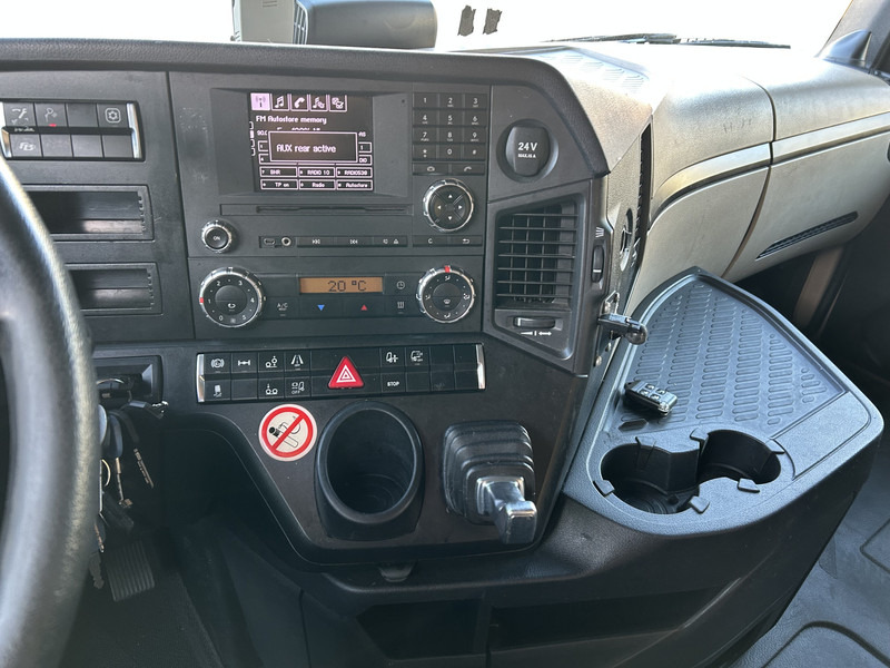 Mercedes-Benz Actros 2445 BigSpace / 904 dkm / Stand Airco / New Tacho V2 / APK TUV 03-26 - Nyergesvontató: 5 kép. Mercedes-Benz Actros 2445 BigSpace / 904 dkm / Stand Airco / New Tacho V2 / APK TUV 03-26 - Nyergesvontató: 5 kép.